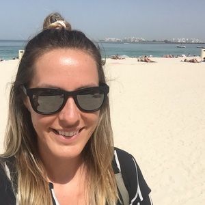 Meet your Posher, Rebecca